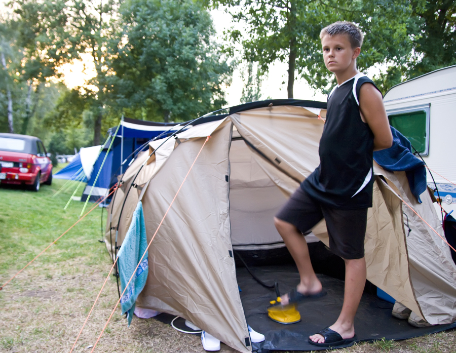 tente au camping pas cher vers Saint Gilles Croix de Vie